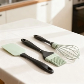 Набор кухонный (лопатка, кисть, венчик), 3 шт.