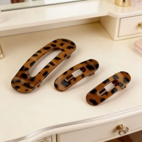 Набор заколок для волос "С пятнышками", 3 шт, 11*3,2/6*1,6 см (PX0752)