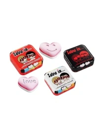 Освежающие конфеты "Love is...." в форме сердца со вкусом клубники 20г